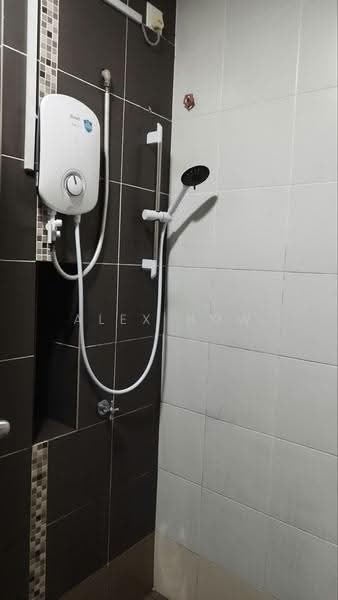 Apartment for Rent at Austin Regency (Pangsapuri Austin Perdana) - Alex How - Bathroom - PropertyGuru.com.my