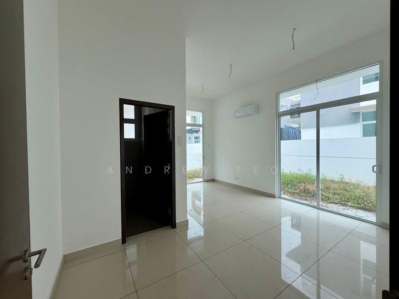 Semi-Detached House for Sale in Taman Ponderosa (Johor Bahru) - Andrew Teo - Living Room - PropertyGuru.com.my