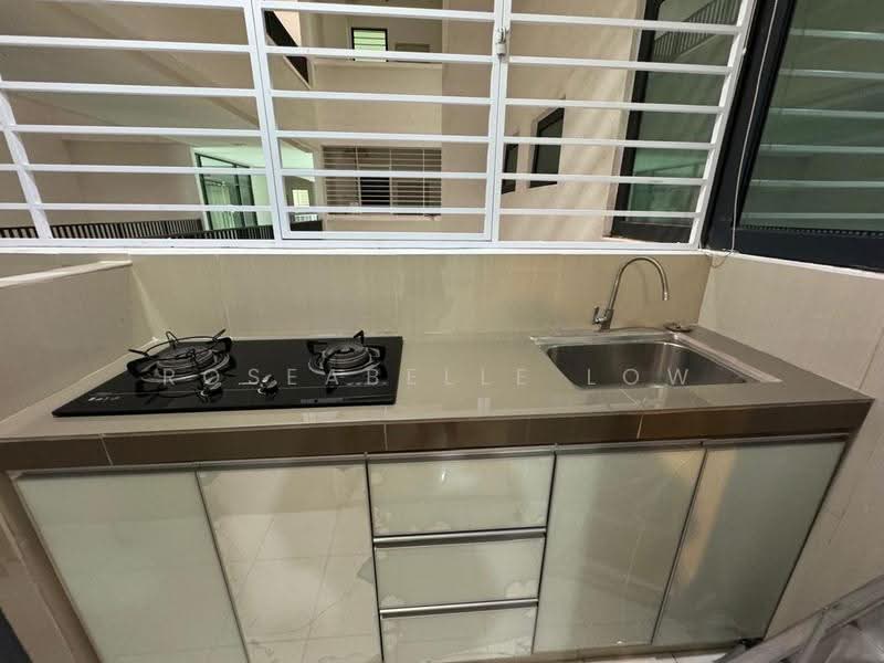 Condominium for Rent at Skyvilla @ D'Island - Roseabelle Low - Kitchen - PropertyGuru.com.my