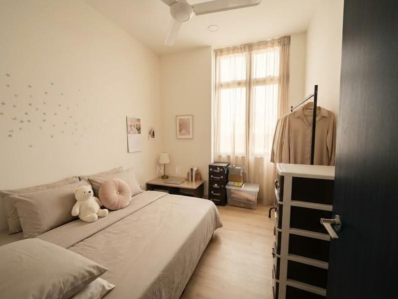 Kediaman Servis untuk Dijual di Green Haven - Genki Yap - Bedroom - PropertyGuru.com.my