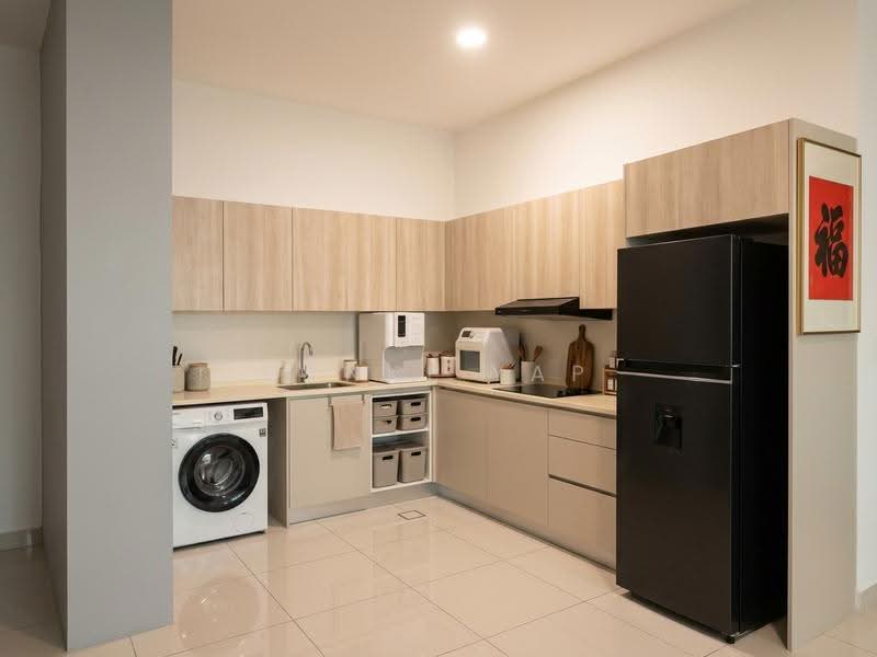 Kediaman Servis untuk Dijual di Green Haven - Genki Yap - Kitchen - PropertyGuru.com.my