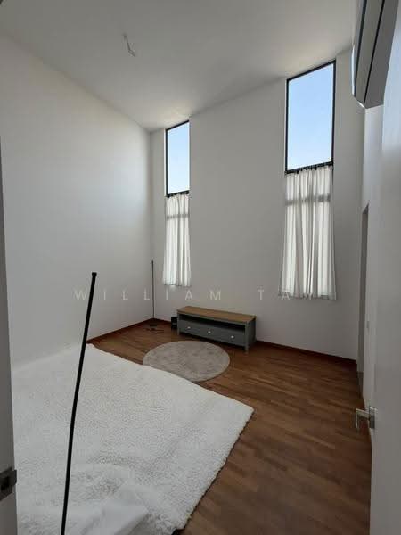 Rumah Kluster untuk Dijual di Setia Tropika (Johor Bahru) - William Tay - Living Room - PropertyGuru.com.my