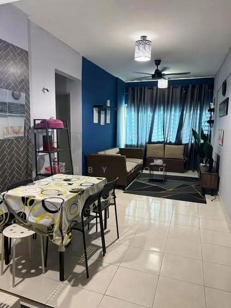 Pangsapuri untuk Disewa di Suria Rafflesia - Abby Woo - Living Room - PropertyGuru.com.my