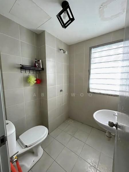 Pangsapuri untuk Disewa di Suria Rafflesia - Abby Woo - Bathroom - PropertyGuru.com.my
