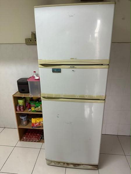 Kondominium untuk Disewa di Putra Villa - Joseph Wong - Kitchen - PropertyGuru.com.my