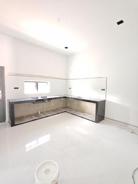 Rumah Berkembar untuk Dijual di Kampung Alor Ladang (Beserah) - Mohammad Azizi - PropertyGuru.com.my