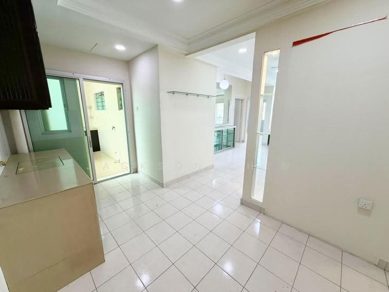 Apartment for Sale at Vista Mutiara - Jackson Chen - Kitchen - PropertyGuru.com.my