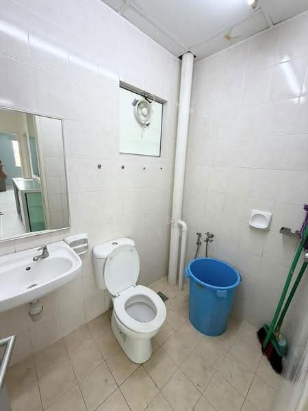Apartment for Sale at Vista Mutiara - Jackson Chen - Bathroom - PropertyGuru.com.my