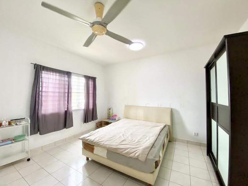 Rumah Teres 2.5-Tingkat untuk Dijual di Taman Bukit Permata (Selayang) - Jackson Chen - Bedroom 3 - PropertyGuru.com.my
