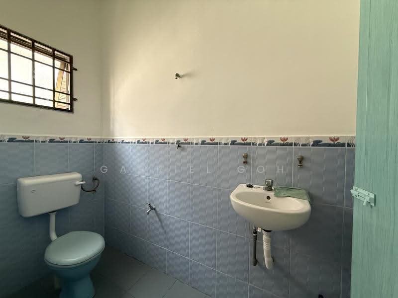 Rumah Teres 2-Tingkat untuk Dijual di Setia Impian (Setia Alam) - GABRIEL GOH - Bathroom - PropertyGuru.com.my