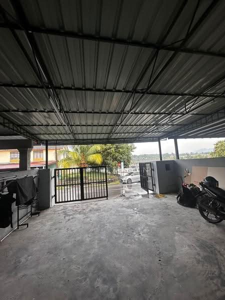 Rumah Teres 1-Tingkat untuk Dijual di Sikamat (Negeri Sembilan) - Azrul Othman - Exterior - PropertyGuru.com.my