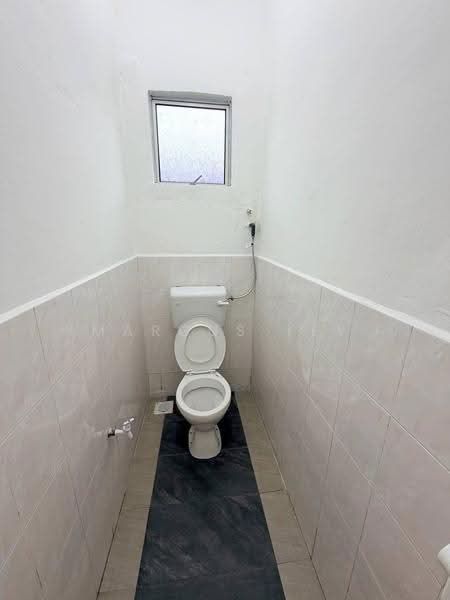 1-storey Terraced House for Sale in Taman Sri Pagoh (Pagoh) - Marcus Tey - Bathroom - PropertyGuru.com.my