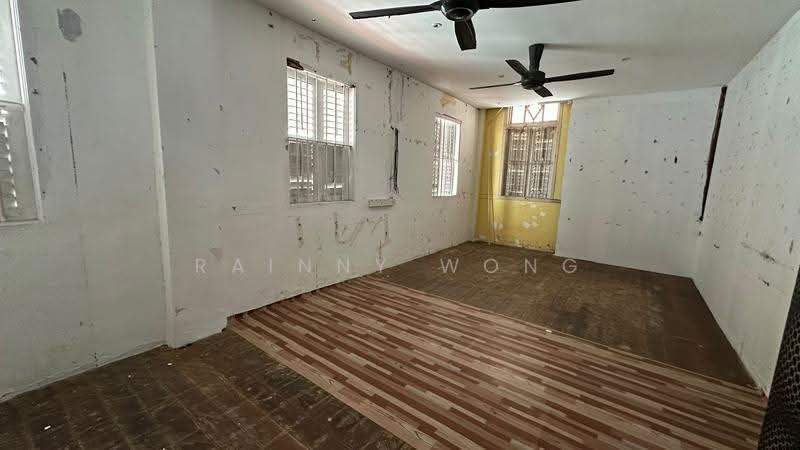 Shop / Office for Rent in George Town (Penang) - Rainny Wong - Interior - PropertyGuru.com.my
