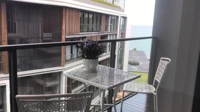 Kondominium untuk Disewa di Shorefront Residences - Rick Goh - Balcony - PropertyGuru.com.my