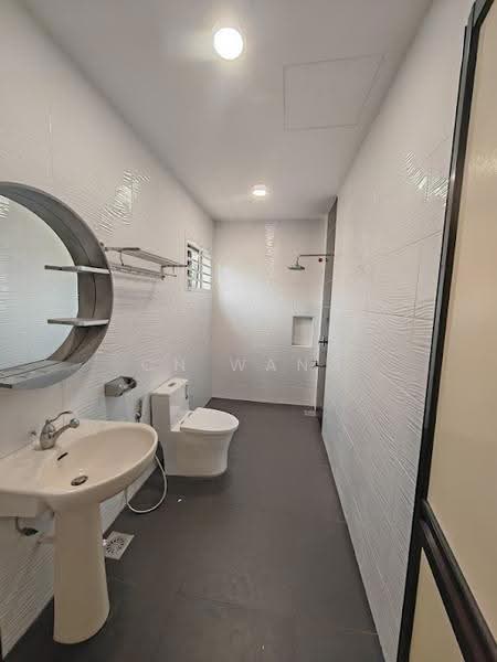 2-storey Terraced House for Rent in Taman Pelangi (Johor Bahru) - CN Wang - Bathroom - PropertyGuru.com.my
