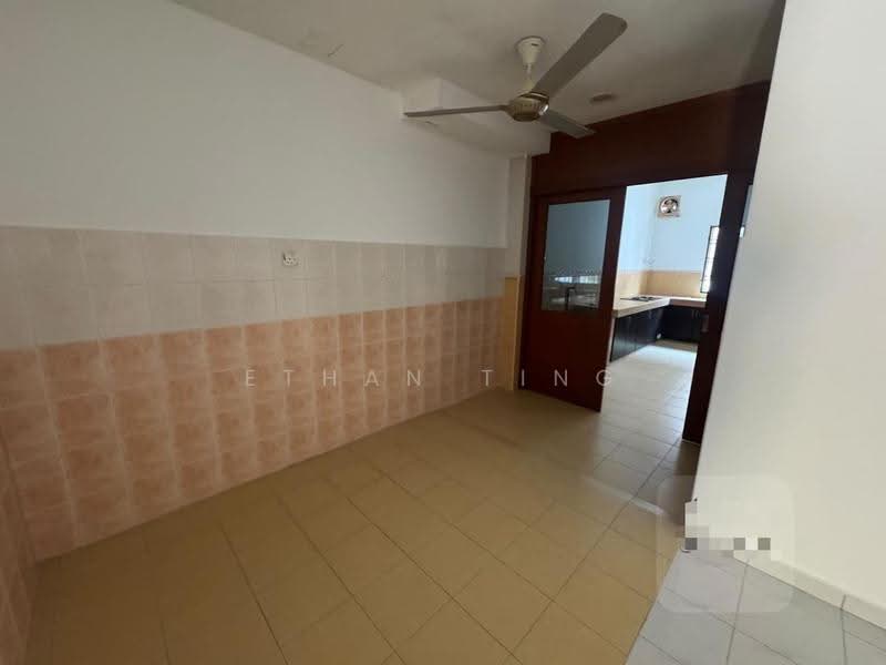 Rumah Teres 2-Tingkat untuk Dijual di Setia Impian (Setia Alam) - Ethan Ting - Kitchen - PropertyGuru.com.my