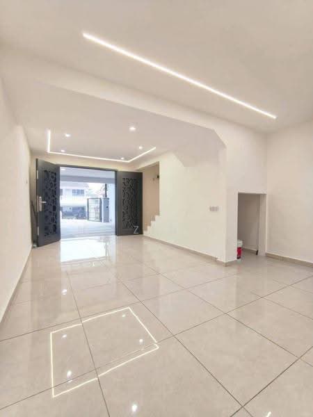 Rumah Teres 2-Tingkat untuk Dijual di Taman Skudai Baru (Skudai) - NG ZEN XI - Entrance - PropertyGuru.com.my