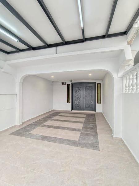 Rumah Teres 2-Tingkat untuk Dijual di Taman Skudai Baru (Skudai) - NG ZEN XI - Entrance - PropertyGuru.com.my