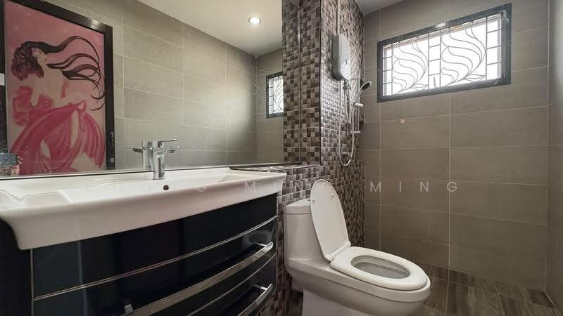 Rumah Teres 2-Tingkat untuk Disewa di S2 Heights (Seremban 2) - Chong Ming Ming - Bathroom - PropertyGuru.com.my