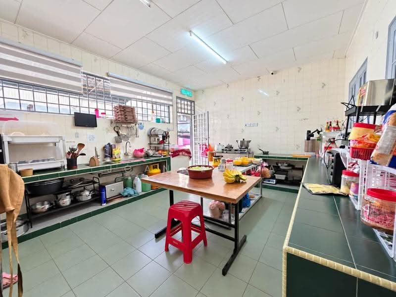 Bungalow House for Sale in Teluk Pulai (Klang) - Joanne Pua - Kitchen - PropertyGuru.com.my