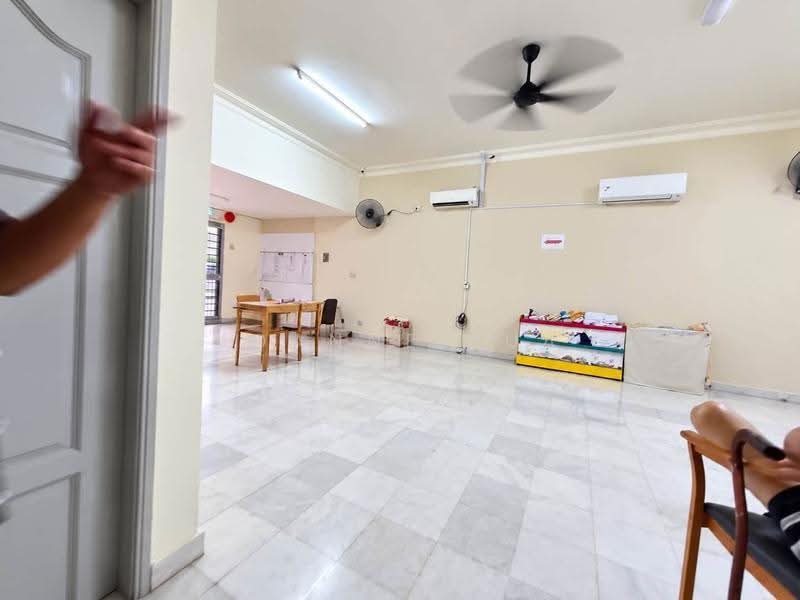 Bungalow House for Sale in Teluk Pulai (Klang) - Joanne Pua - Living Room - PropertyGuru.com.my