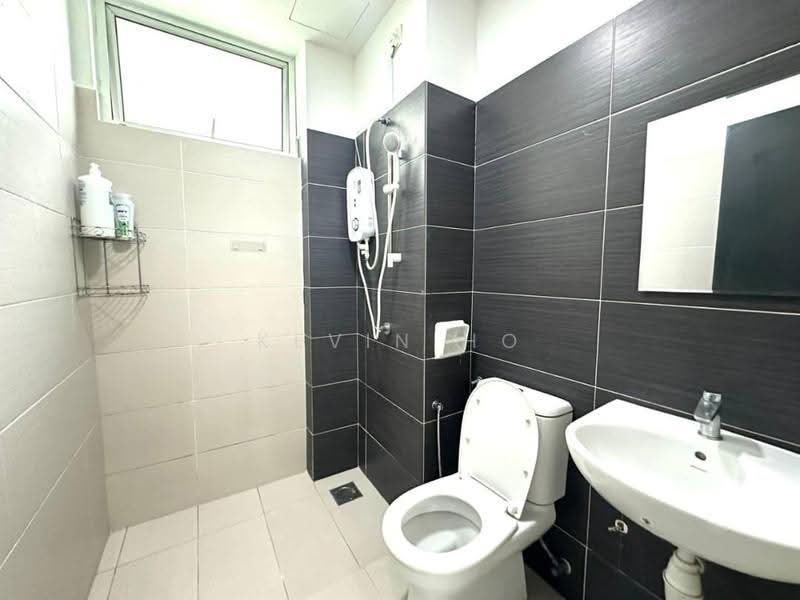 Pangsapuri untuk Dijual di Midori Green (Pangsapuri Hijauan) - Kevin Ho - Bathroom - PropertyGuru.com.my
