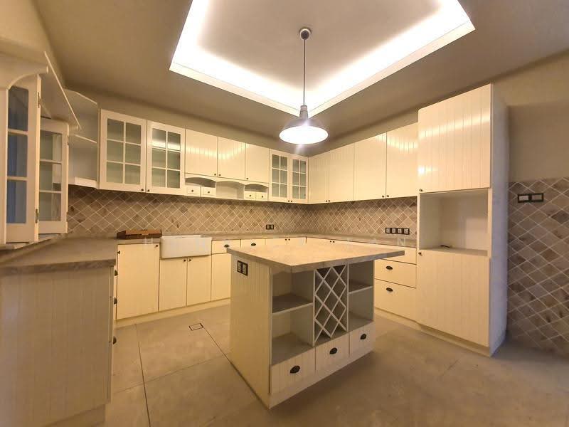 Terraced House for Sale in Kota Kemuning (Shah Alam) - Henrick Tan - Kitchen - PropertyGuru.com.my