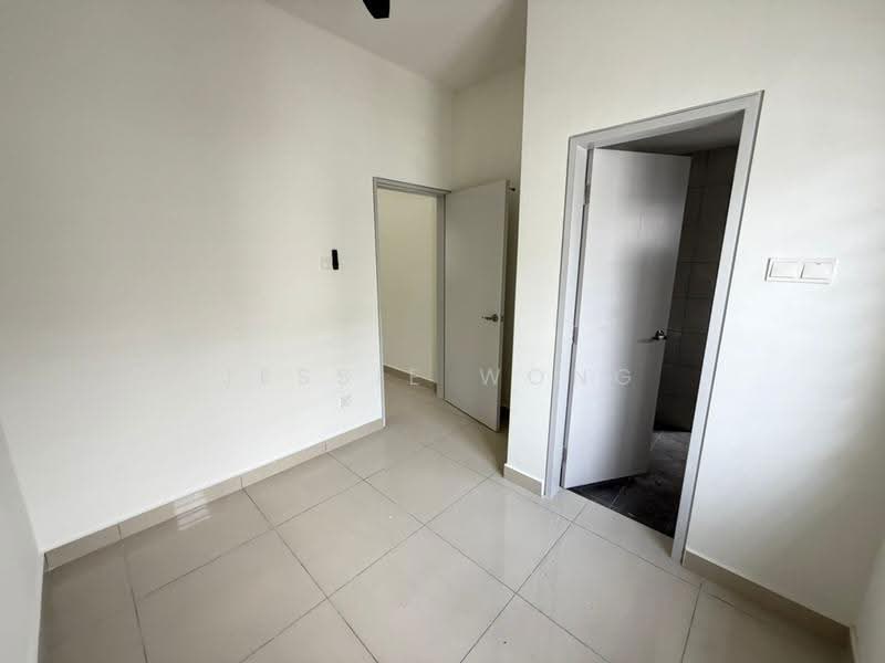 2-storey Terraced House for Sale in Taman Kundang Jaya (Rawang) - Jessie Wong - Interior - PropertyGuru.com.my