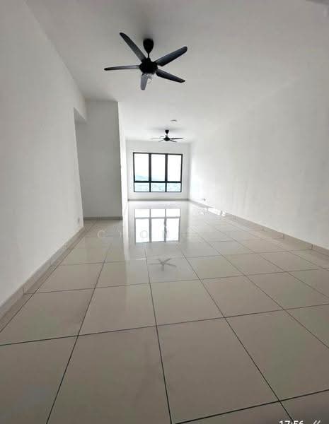 Pangsapuri untuk Disewa di Kiara Plaza - Chong . - Living Room - PropertyGuru.com.my