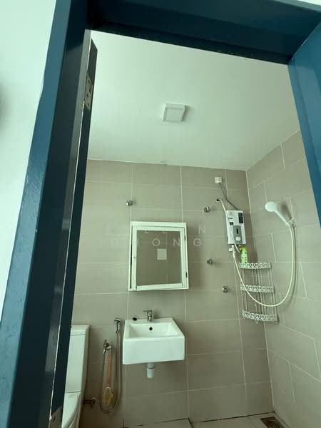 Rumah Teres untuk Disewa di Bandar Sri Sendayan (Negeri Sembilan) - Evelyn Chong - Bathroom - PropertyGuru.com.my