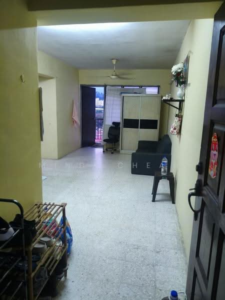 Flat for Sale at Taman Seri Damai - Mindy Cheah - Living Room - PropertyGuru.com.my