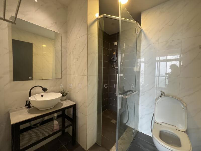 Service Residence for Rent at SOHO @ Empire City - Abby Chia - Bathroom - PropertyGuru.com.my