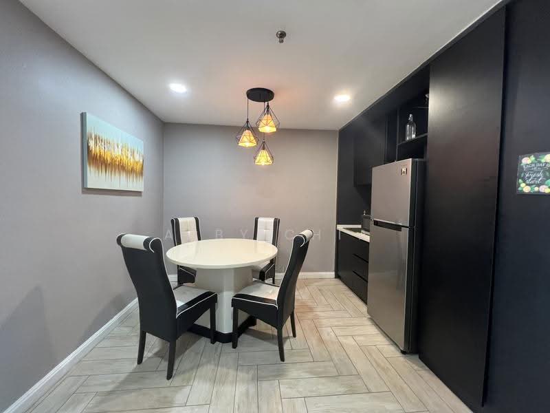 Service Residence for Rent at SOHO @ Empire City - Abby Chia - Dining Room - PropertyGuru.com.my