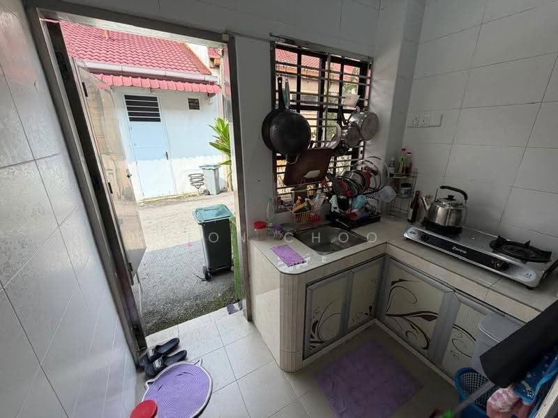 1-storey Terraced House for Rent in Taman Molek (Johor Bahru) - Fion Choo - PropertyGuru.com.my