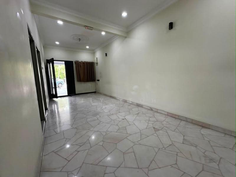 Rumah Teres 1-Tingkat untuk Dijual di Klang (Selangor) - LILY YEOH - Living Room - PropertyGuru.com.my