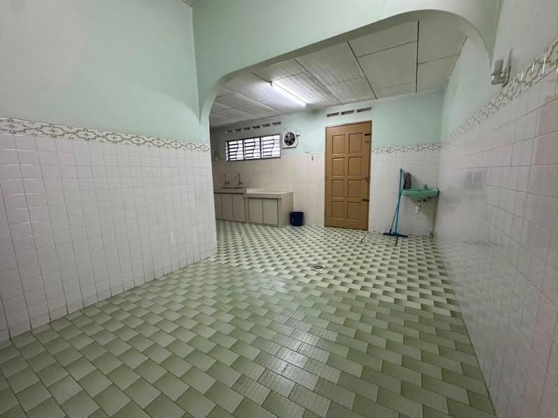 Rumah Teres 1-Tingkat untuk Dijual di Klang (Selangor) - LILY YEOH - Kitchen - PropertyGuru.com.my