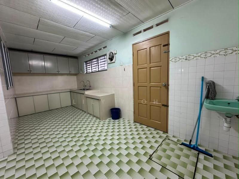 Rumah Teres 1-Tingkat untuk Dijual di Klang (Selangor) - LILY YEOH - Kitchen - PropertyGuru.com.my