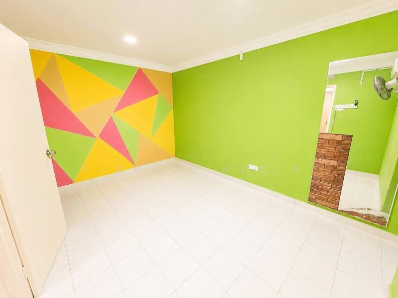 1.5-storey Terraced House for Sale in Taman Pelangi Semenyih (Semenyih) - Firdaus Husin - PropertyGuru.com.my