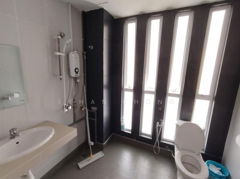 Rumah Berkembar untuk Disewa di Grandville (Subang Jaya) - Ethan Chong - Bathroom - PropertyGuru.com.my