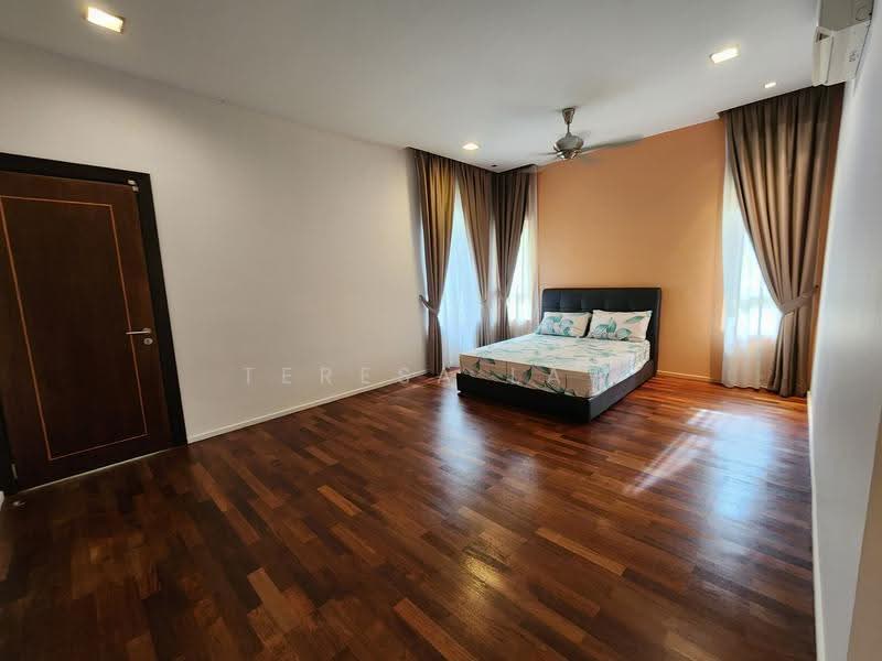 Bungalow House for Rent in Bukit Gita Bayu (Seri Kembangan) - Teresa Law - PropertyGuru.com.my