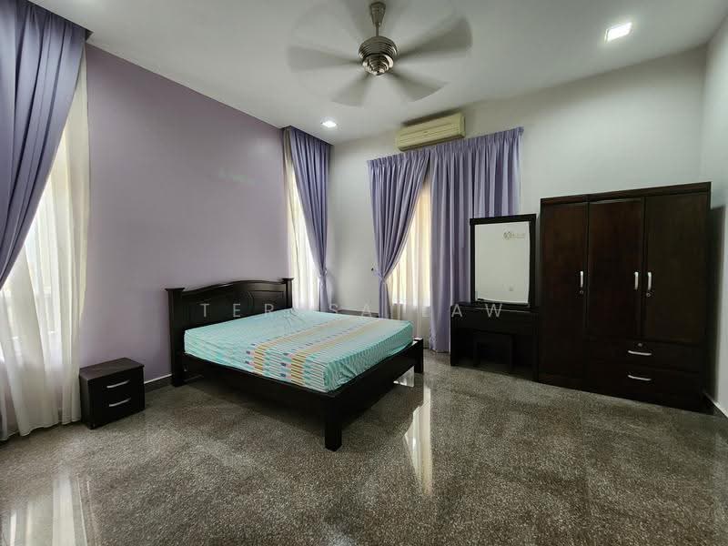 Bungalow House for Rent in Bukit Gita Bayu (Seri Kembangan) - Teresa Law - PropertyGuru.com.my
