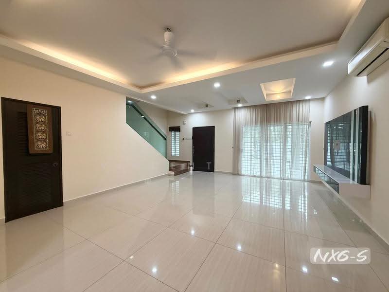 Terraced House for Sale in Kota Kemuning (Shah Alam) - Vincent Lee - Living Room - PropertyGuru.com.my