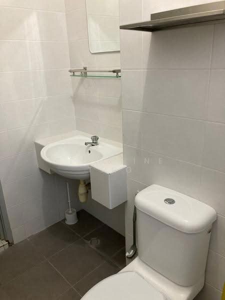 Rumah Berkembar untuk Disewa di Taman Tasik Semenyih (Semenyih) - Celestine Ting - Bathroom - PropertyGuru.com.my