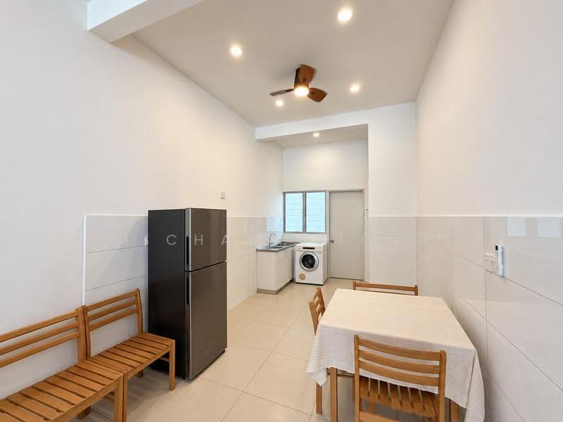 Rumah Teres 2-Tingkat untuk Disewa di Rawang (Selangor) - Michael Siong - Kitchen - PropertyGuru.com.my