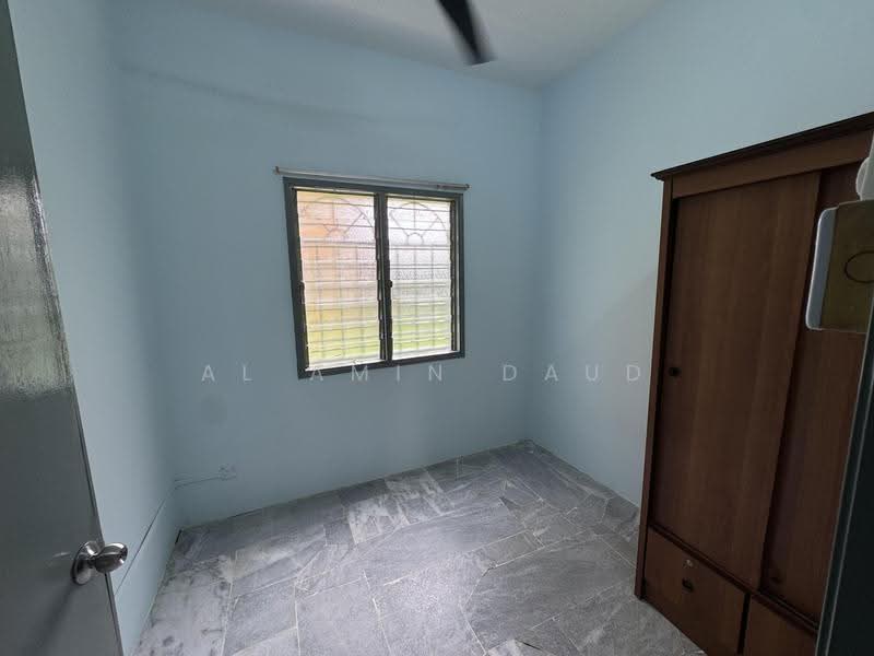 Apartment for Rent at Taman Desa Batu Caves - Al Amin Daud - Bedroom - PropertyGuru.com.my