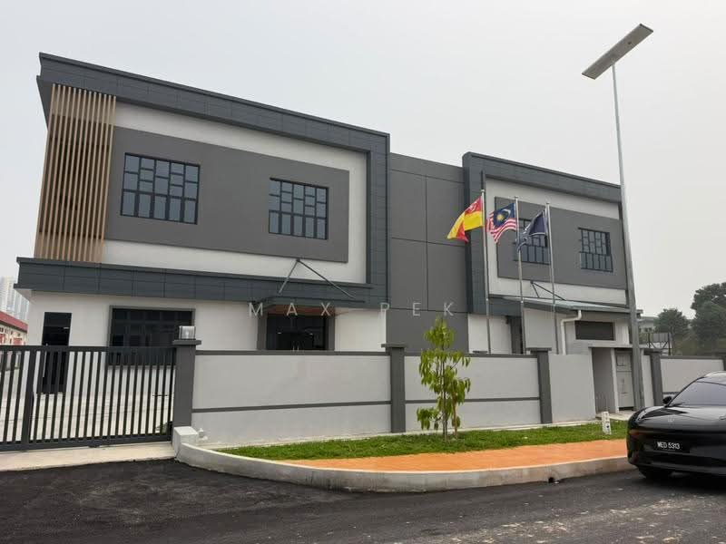 Kilang Berkembar untuk Disewa di Kampung Baru Balakong (Balakong) - Max Pek - PropertyGuru.com.my
