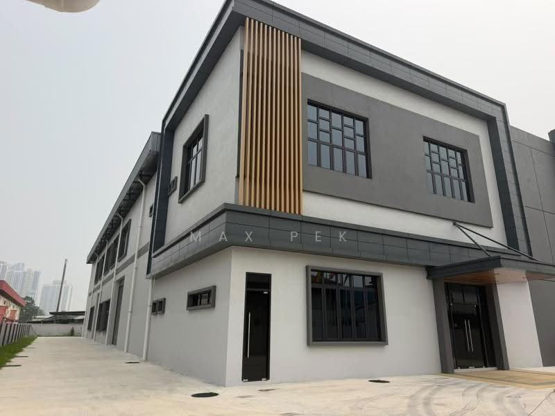 Kilang Berkembar untuk Disewa di Kampung Baru Balakong (Balakong) - Max Pek - PropertyGuru.com.my