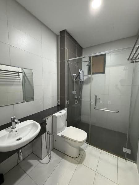Kediaman Servis untuk Disewa di Da Men - Desmond Gan - Bathroom - PropertyGuru.com.my