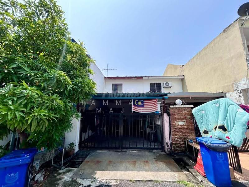 Rumah Teres 2-Tingkat untuk Dijual di Seksyen 18 (Shah Alam) - Mohammad Din Majid - Exterior - PropertyGuru.com.my