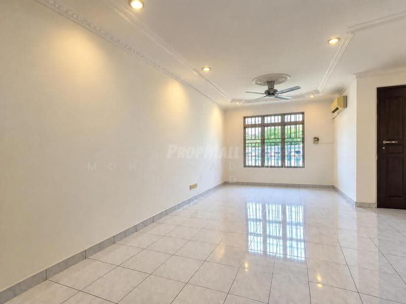 2-storey Terraced House for Sale in Kota Kemuning (Shah Alam) - Mohammad Din Majid - Living Room - PropertyGuru.com.my